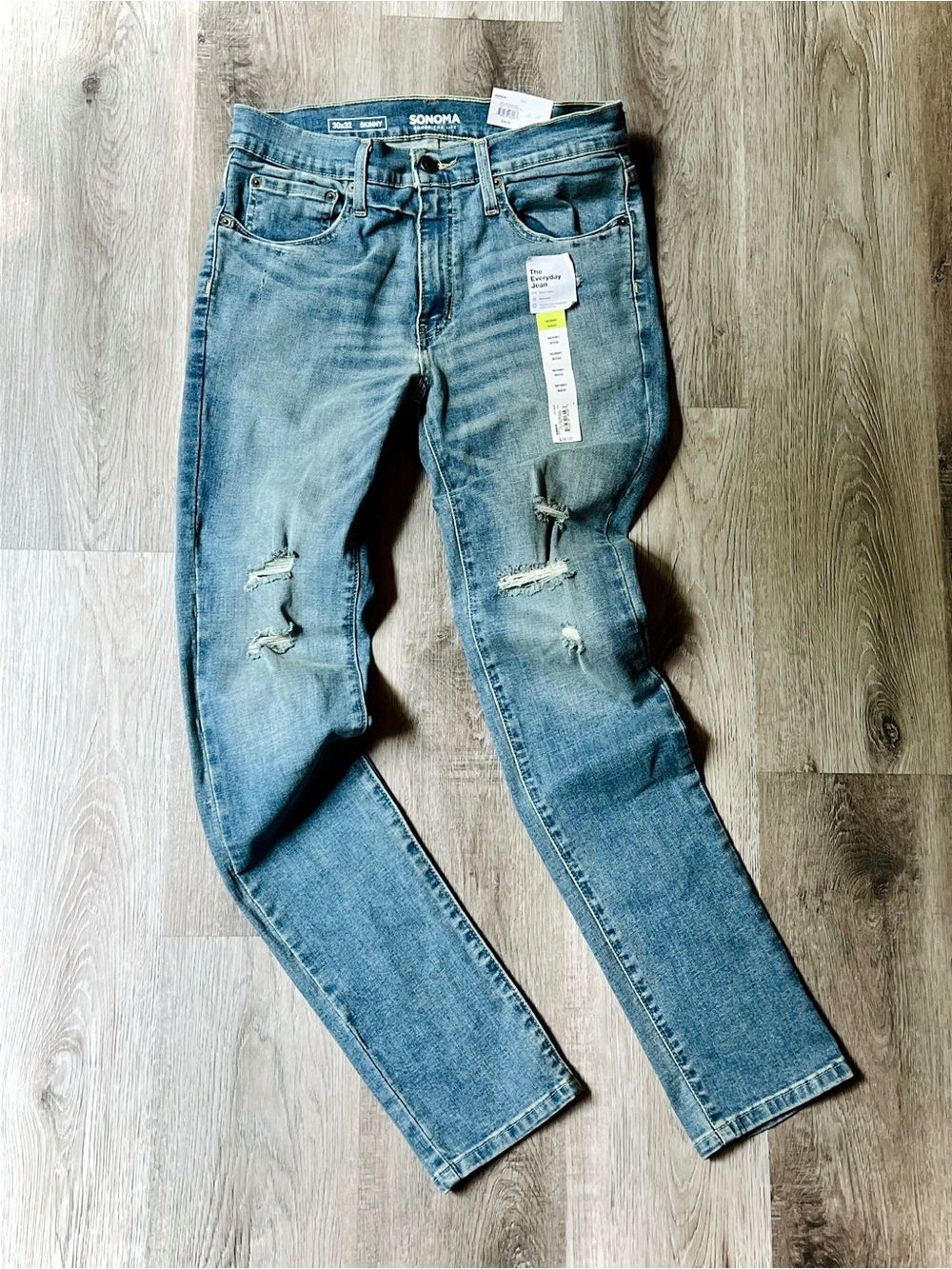 Sonoma “Everyday Jeans” Discontinued y2k Skinny Fit Light Wash Distressed; 30x32 - Picture 1 of 9